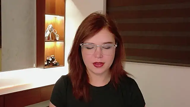 Snapshot of Lilith_Bonheur chatting on 26, 6, 2026 Lilith Bonheur online show from 26, 6, 2026
