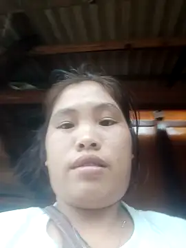 Snapshot of Luyen004 chatting on 1, 10, 2025 Luyen004 online show from 1, 10, 2025