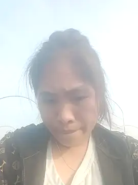 Snapshot of Luyen004 chatting on 30, 11, 2025 Luyen004 online show from 30, 11, 2025