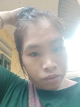 Snapshot of Luyen004 chatting on 26, 9, 2025 Luyen004 online show from 26, 9, 2025