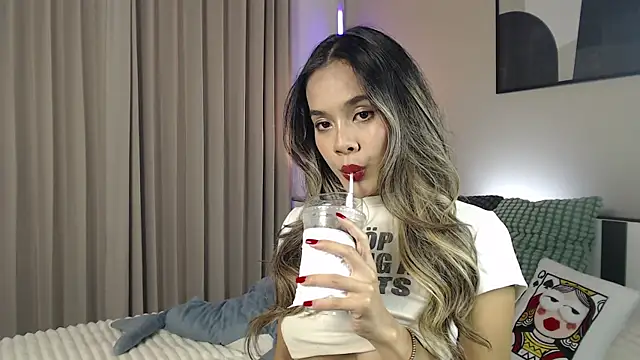 lilypeachxx online show from 5, 7, 2026