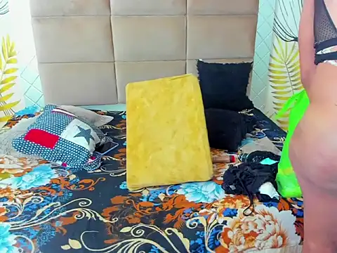 sweet lulu sofia online show from 10, 2, 2026