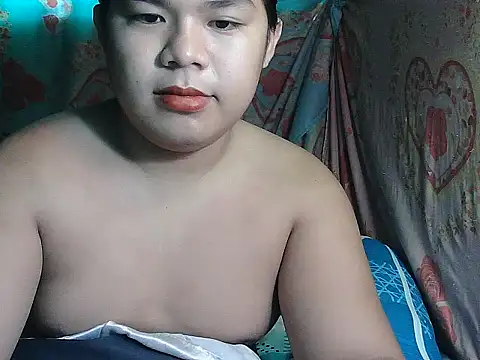 Huntrix2025 online show from 4, 6, 2026