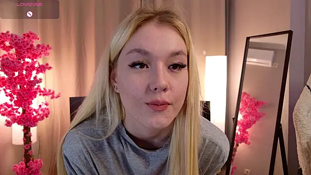 Flirty lee online show from 11, 11, 2025