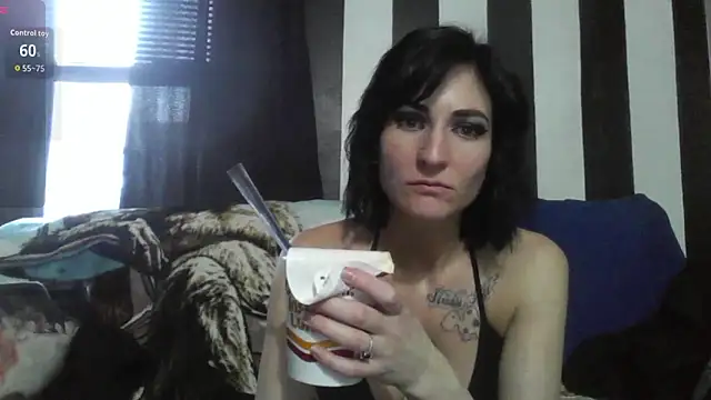 Snapshot of MommyLilith chatting on 5, 10, 2025 MommyLilith online show from 5, 10, 2025