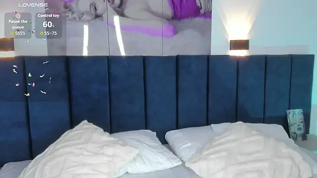 SharonLovee online show from 29, 10, 2025