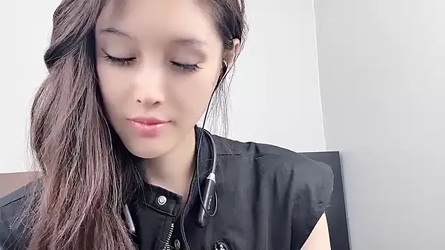 QiaoHui online show from 9, 10, 2025