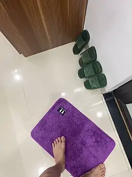 Snapshot of vila25cm chatting on 20, 9, 2025 vila25cm online show from 20, 9, 2025