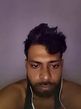 Snapshot of surendersingh123boy chatting on 18, 9, 2025 surendersingh123boy online show from 18, 9, 2025