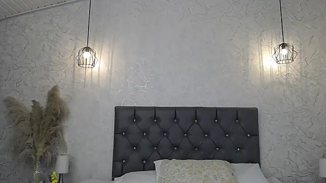 Sabriinaa Foxx online show from 24, 3, 2026