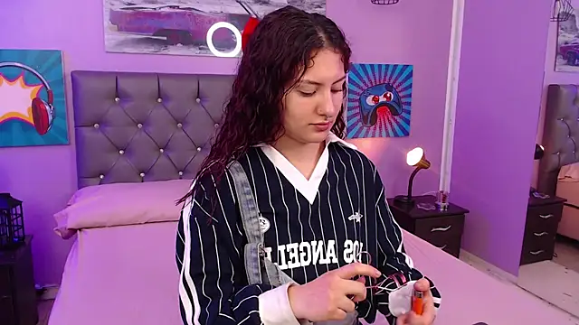 Sabriinaa Foxx online show from 24, 10, 2025