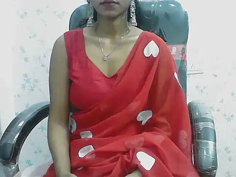 short girl  online show from 29, 3, 2026