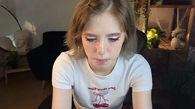 MorgyAsuna  online show from 5, 11, 2025