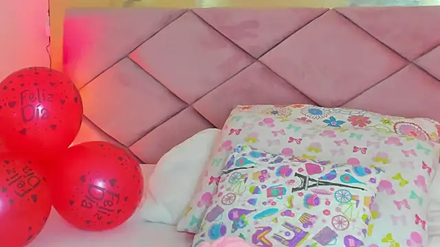 ChloeLaurentt online show from 16, 2, 2026