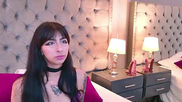 LaylaaDoll online show from 17, 12, 2025