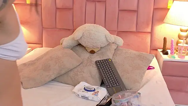 LaylaaDoll online show from 23, 7, 2026
