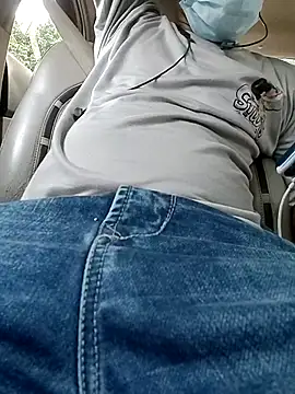 lickingspecilist online show from 8, 10, 2025