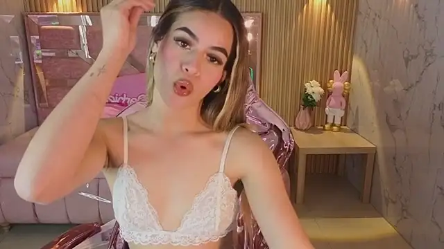 lilith4 s online show from 4, 2, 2026