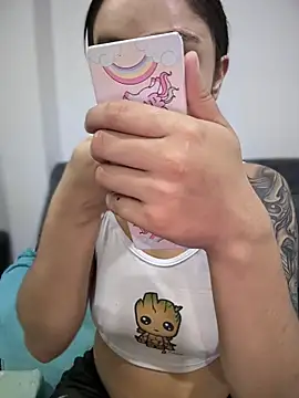 Isabella-Teen online show from 19, 11, 2025