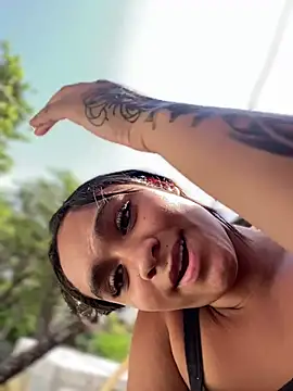 Isabella-Teen online show from 2, 3, 2026