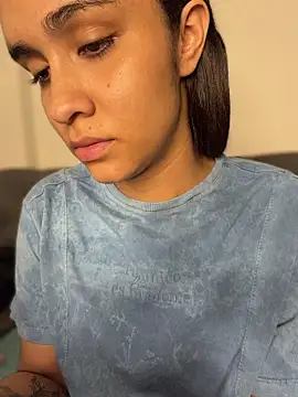 Isabella-Teen online show from 10, 1, 2026