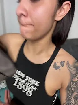 Isabella-Teen online show from 20, 12, 2025