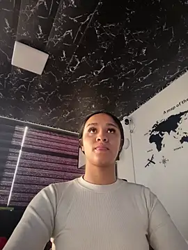 Isabella-Teen online show from 20, 6, 2026