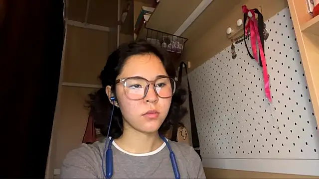 Snapshot of JennyCarpenter chatting on 14, 5, 2026 JennyCarpenter online show from 14, 5, 2026