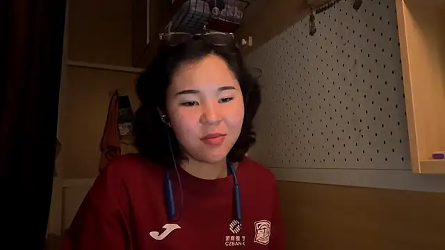Snapshot of JennyCarpenter chatting on 16, 5, 2026 JennyCarpenter online show from 16, 5, 2026