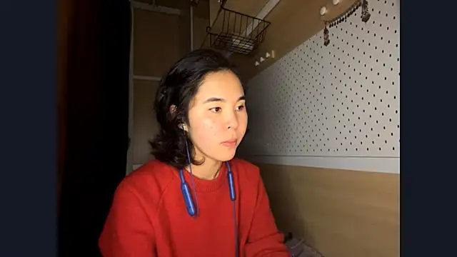 Snapshot of JennyCarpenter chatting on 23, 4, 2026 JennyCarpenter online show from 23, 4, 2026
