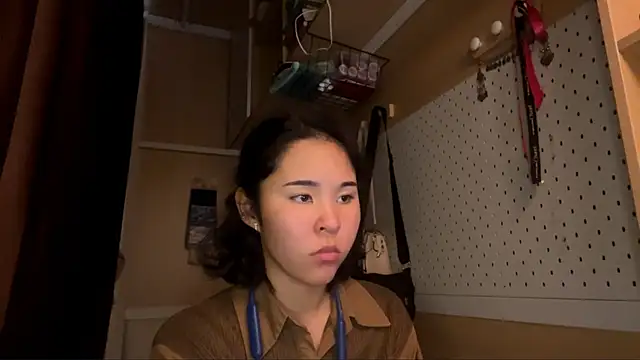 Snapshot of JennyCarpenter chatting on 7, 5, 2026 JennyCarpenter online show from 7, 5, 2026