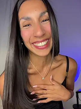 Snapshot of MaddyX__ chatting on 9, 5, 2026 MaddyX online show from 9, 5, 2026