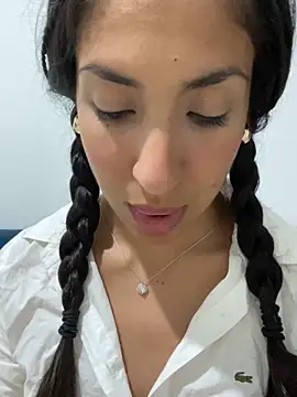 MaddyX   online show from 27, 11, 2025