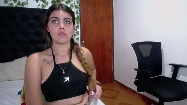 Snapshot of isabel_09 chatting on 12, 11, 2025 isabel 09 online show from 12, 11, 2025