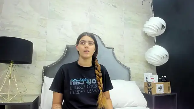 Snapshot of isabel_09 chatting on 10, 7, 2026 isabel 09 online show from 10, 7, 2026