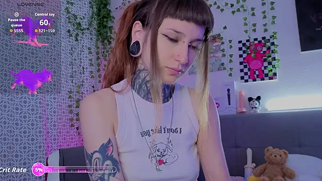 Snapshot of LilithPoison chatting on 3, 7, 2026 LilithPoison online show from 3, 7, 2026