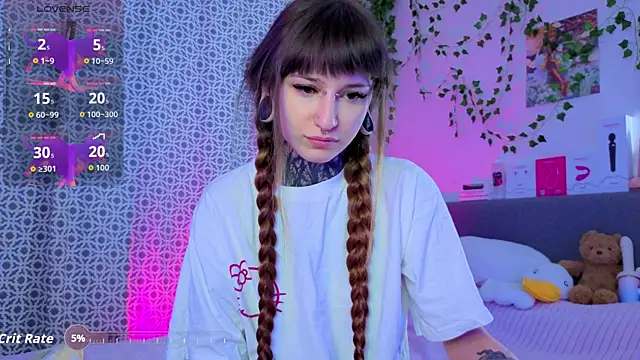 Snapshot of LilithPoison chatting on 16, 5, 2026 LilithPoison online show from 16, 5, 2026