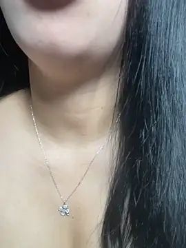 Snapshot of Rose-babyx chatting on 12, 5, 2026 Rose-babyx online show from 12, 5, 2026