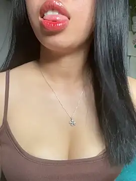 Snapshot of Rose-babyx chatting on 23, 6, 2026 Rose-babyx online show from 23, 6, 2026