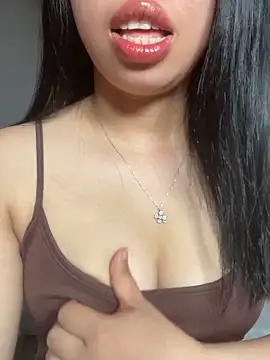 Snapshot of Rose-babyx chatting on 15, 6, 2026 Rose-babyx online show from 15, 6, 2026
