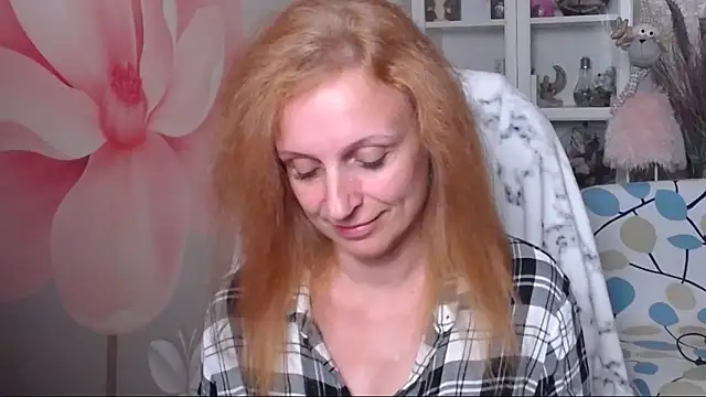 Snapshot of Venus_love1 chatting on 23, 9, 2025 Venus love1 online show from 23, 9, 2025