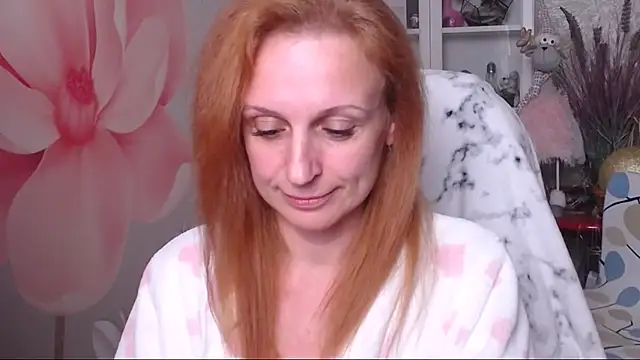 Snapshot of Venus_love1 chatting on 23, 10, 2025 Venus love1 online show from 23, 10, 2025