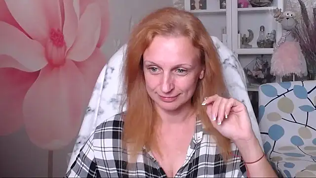 Snapshot of Venus_love1 chatting on 25, 9, 2025 Venus love1 online show from 25, 9, 2025