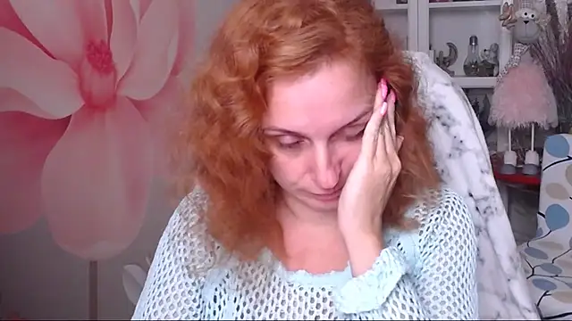 Snapshot of Venus_love1 chatting on 14, 11, 2025 Venus love1 online show from 14, 11, 2025