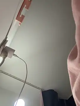 xiaobaimao6 online show from 12, 4, 2026