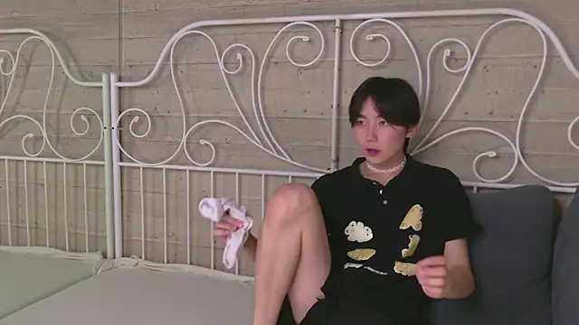 HeejinWang online show from 18, 10, 2025