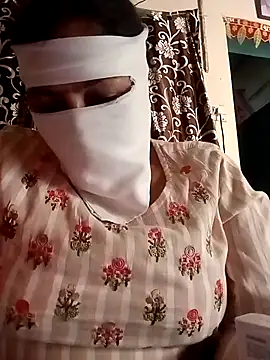 Love-890 online show from 2, 11, 2025