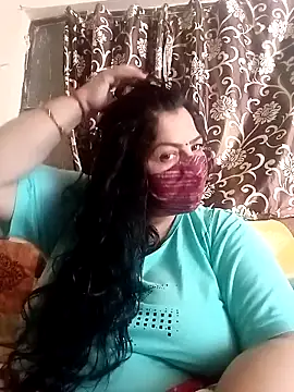 Love-890 online show from 5, 11, 2025