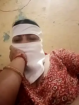 Love-890 online show from 15, 10, 2025