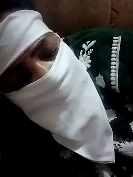 Love-890 online show from 3, 11, 2025